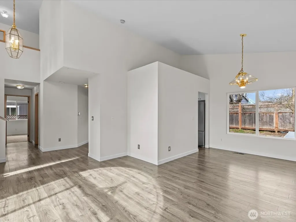 21234 SE 280th Street Maple Valley WA 98038