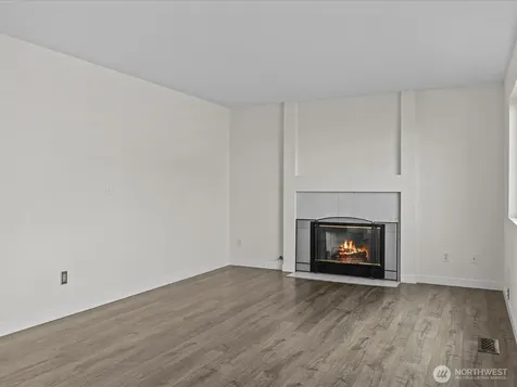 21234 SE 280th Street Maple Valley WA 98038