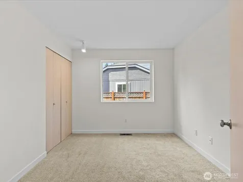 21234 SE 280th Street Maple Valley WA 98038