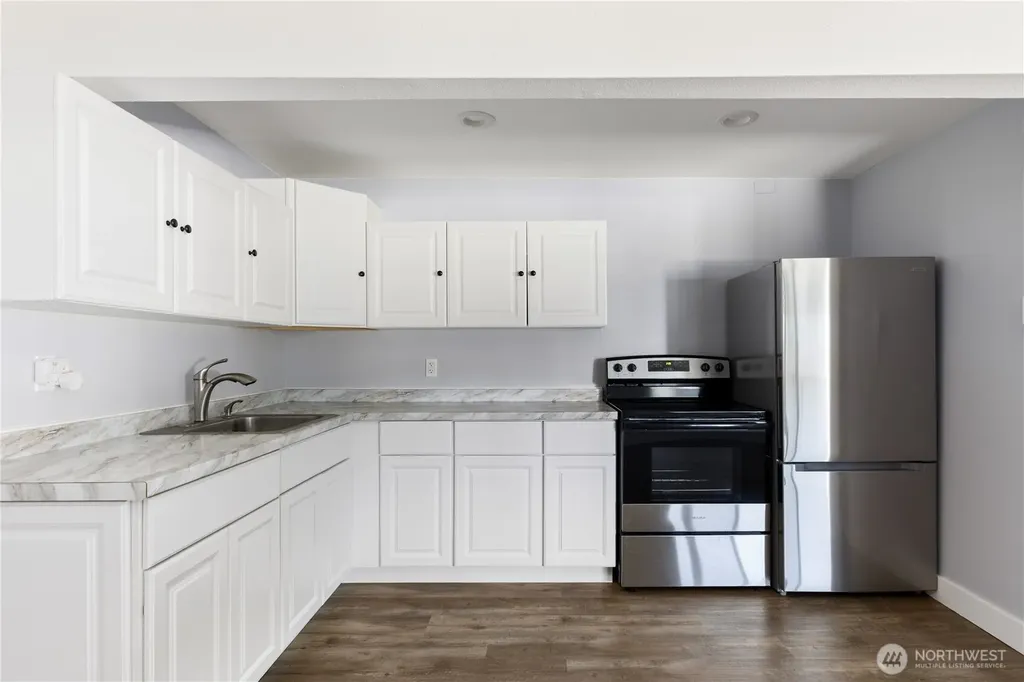 2735 Evening Glory Court Clinton WA 98236