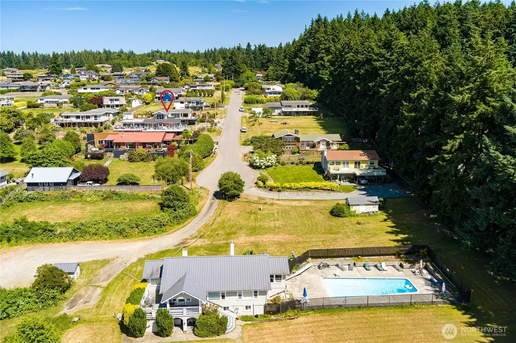 2735 Evening Glory Court Clinton WA 98236