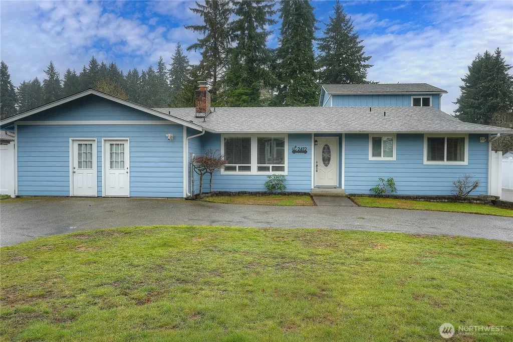 2412 Lexington Street Steilacoom WA 98388