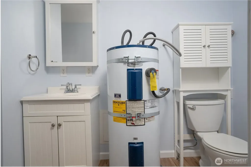 2412 Lexington Street Steilacoom WA 98388