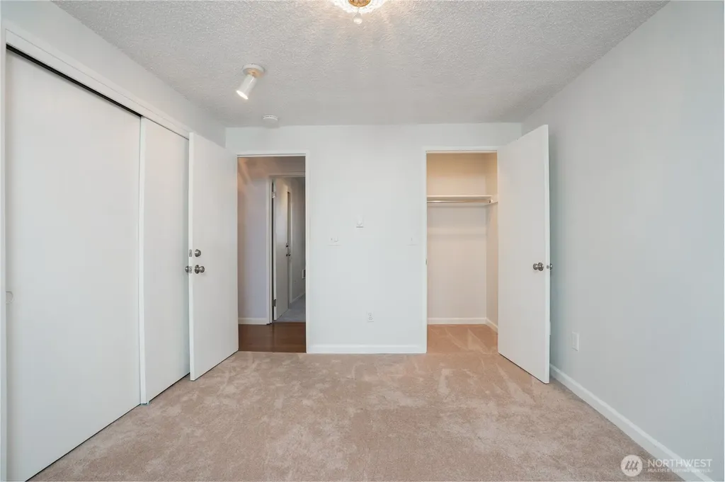 2412 Lexington Street Steilacoom WA 98388