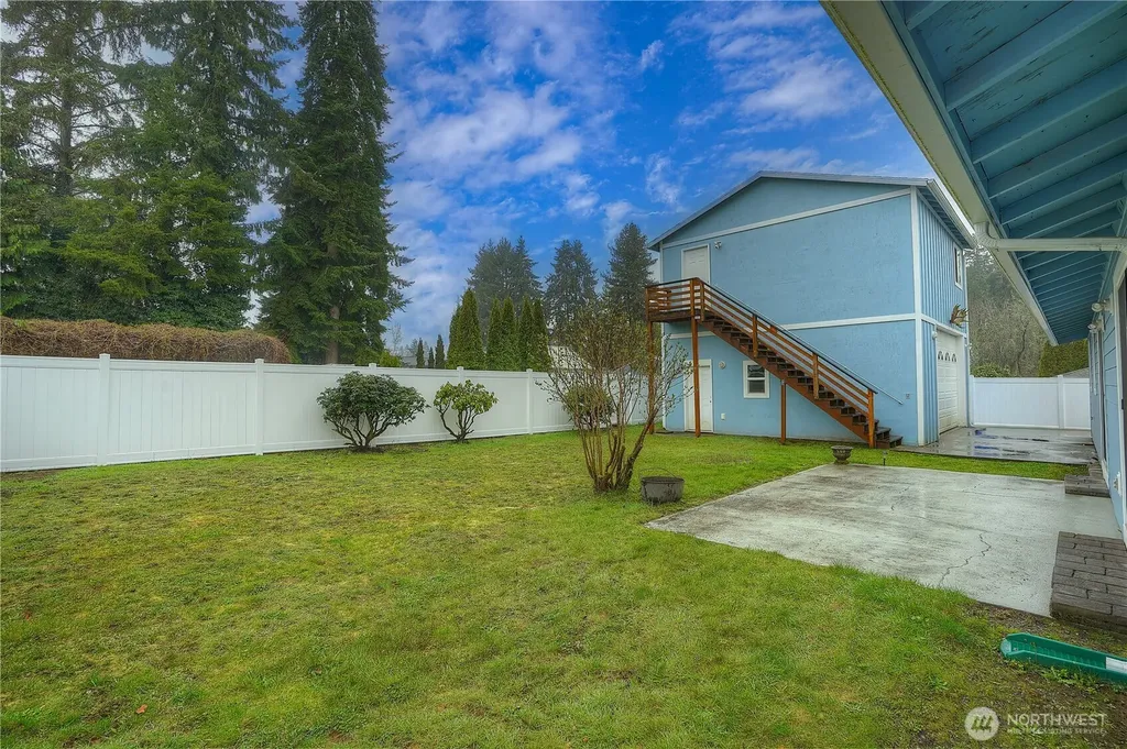 2412 Lexington Street Steilacoom WA 98388