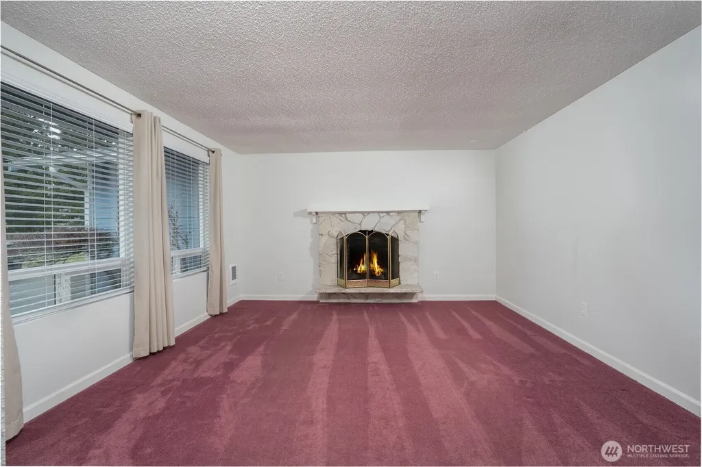 2412 Lexington Street Steilacoom WA 98388