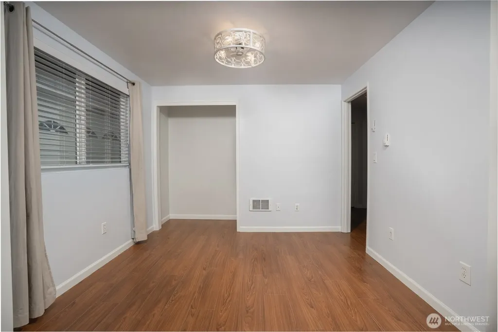 2412 Lexington Street Steilacoom WA 98388