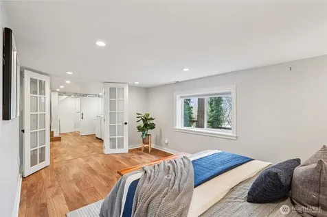 1911 12th Avenue S Seattle WA 98144