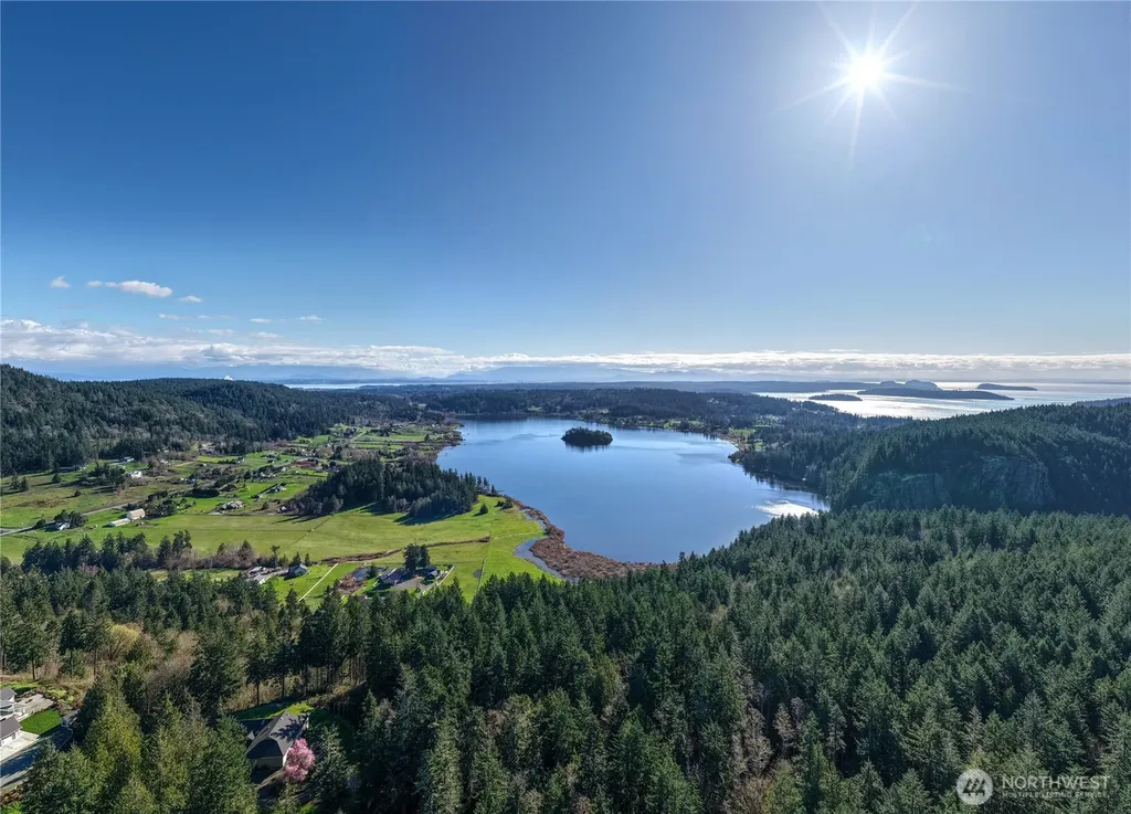 13998 Donnell Road Anacortes WA 98221