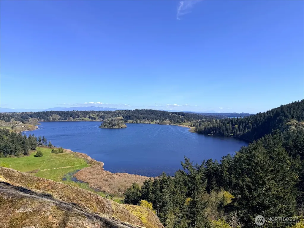 13998 Donnell Road Anacortes WA 98221