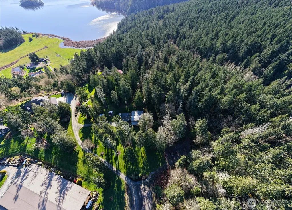 13998 Donnell Road Anacortes WA 98221