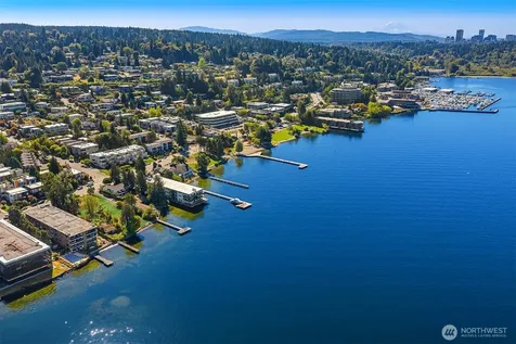 6211 Lake Washington Boulevard NE Kirkland WA 98033