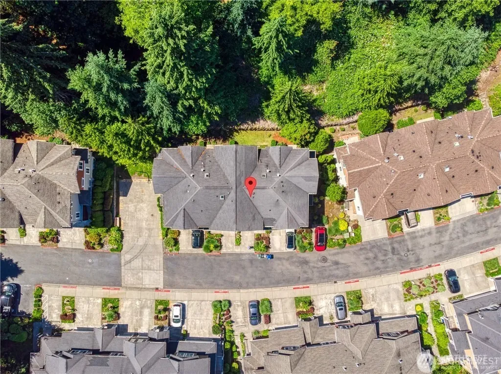 5583 Lakemont Boulevard SE Bellevue WA 98006