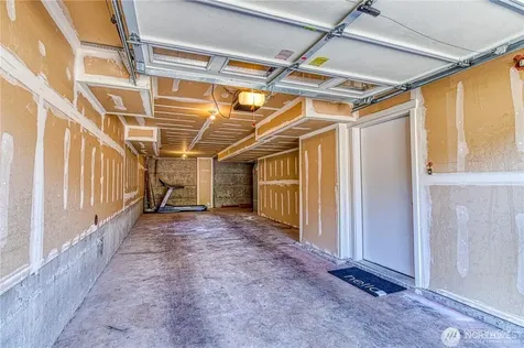 5583 Lakemont Boulevard SE Bellevue WA 98006