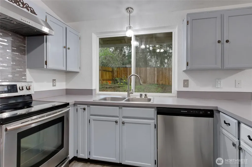 8600 Oxford Avenue SE Lacey WA 98503