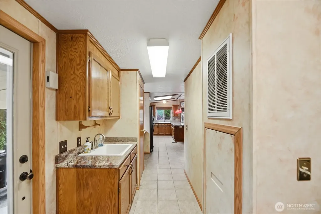 1402 22nd Street NE Auburn WA 98003