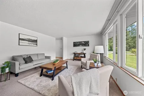 27405 Retreat Kanasket Road SE Ravensdale WA 98051