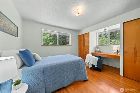 27405 Retreat Kanasket Road SE Ravensdale WA 98051