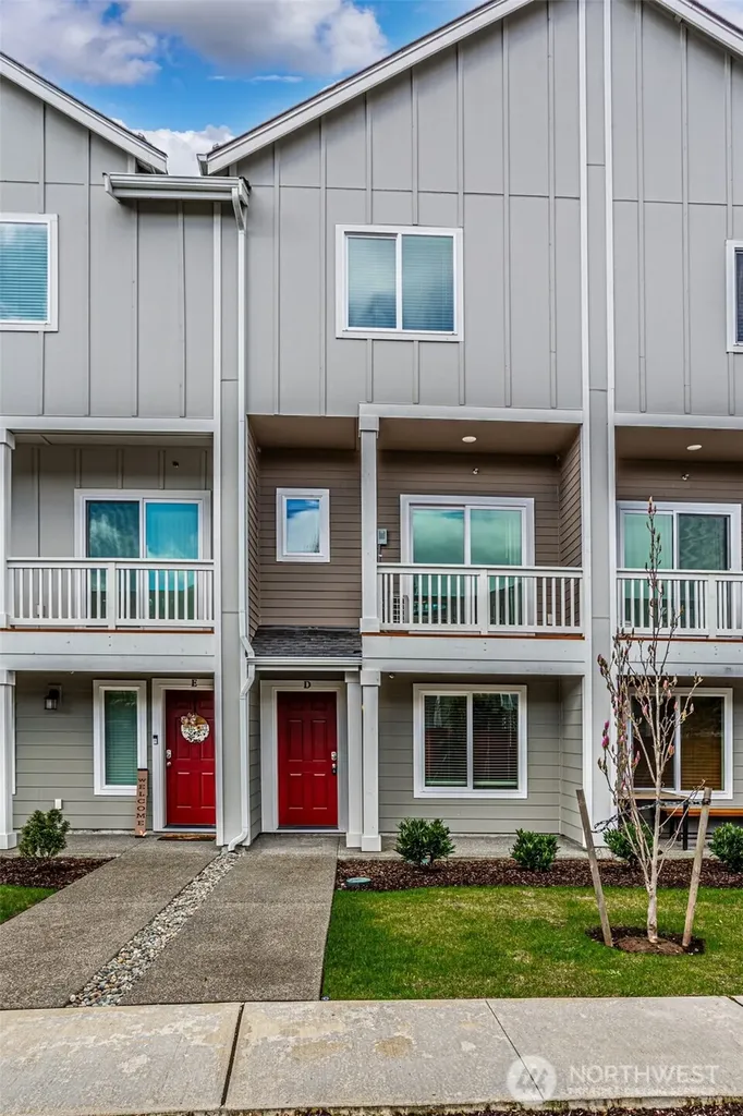 8800 Corona Court NE Lacey WA 98516