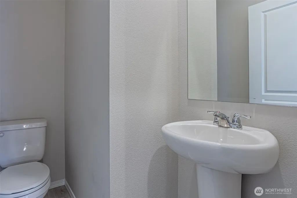 8800 Corona Court NE Lacey WA 98516
