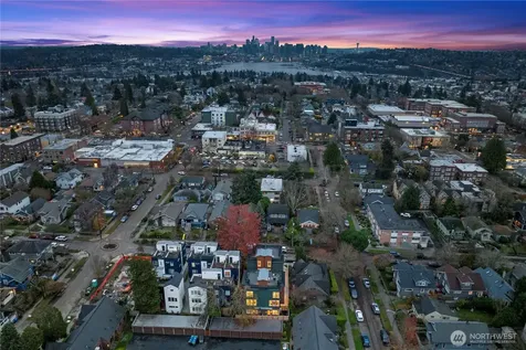 1704 N 47th Street Seattle WA 98103