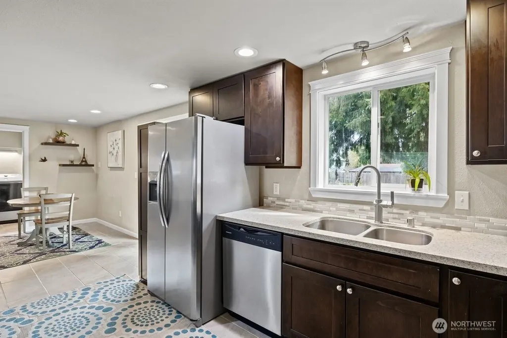 6726 Henderson Boulevard SE Tumwater WA 98501
