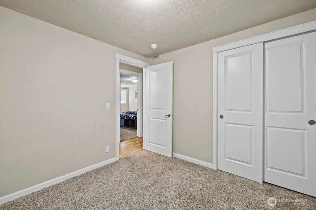 6726 Henderson Boulevard SE Tumwater WA 98501