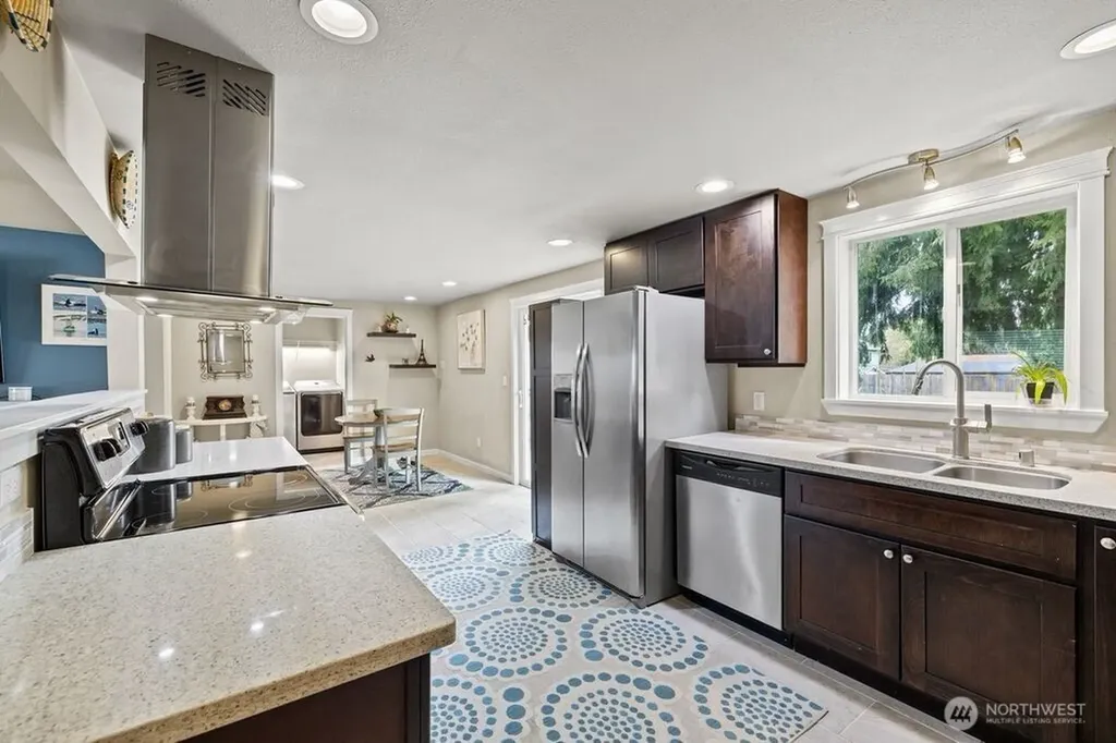 6726 Henderson Boulevard SE Tumwater WA 98501
