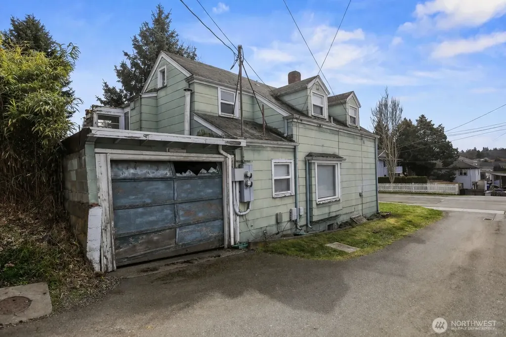 1817 34th Street Everett WA 98201
