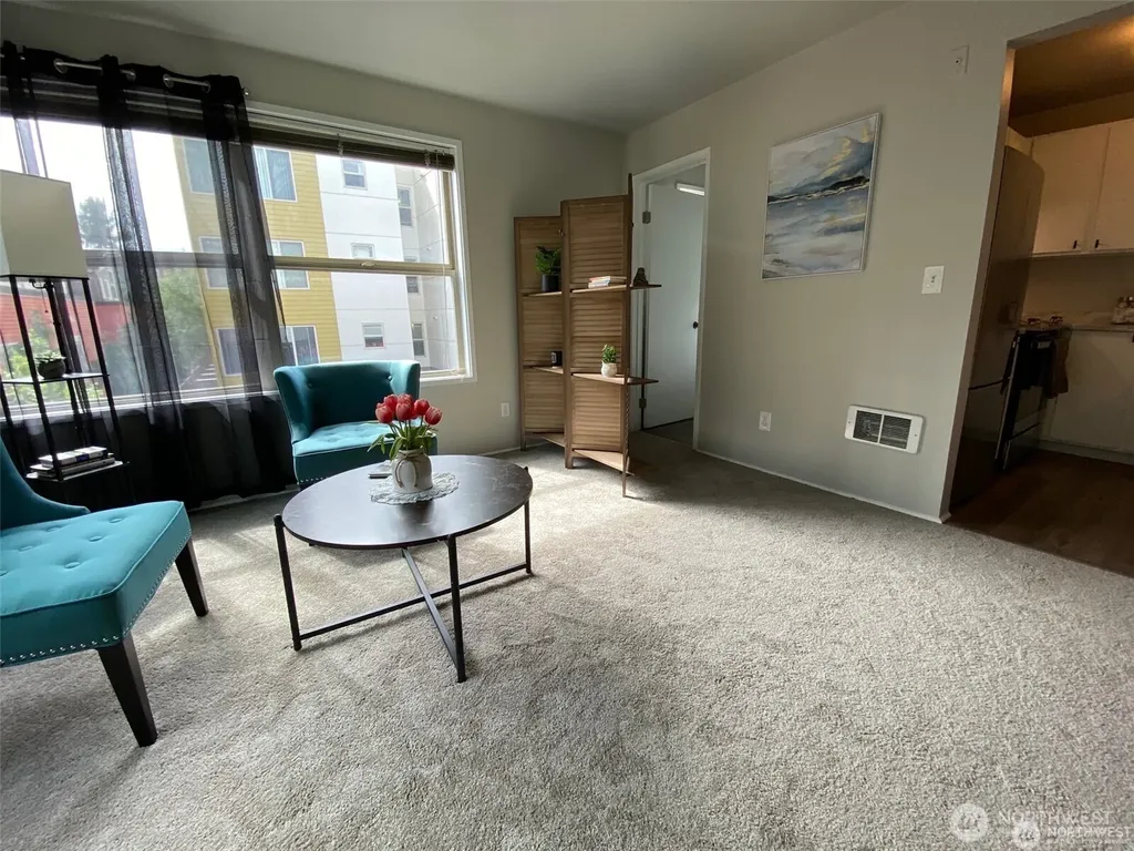 3429 Burke Avenue N Seattle WA 98103