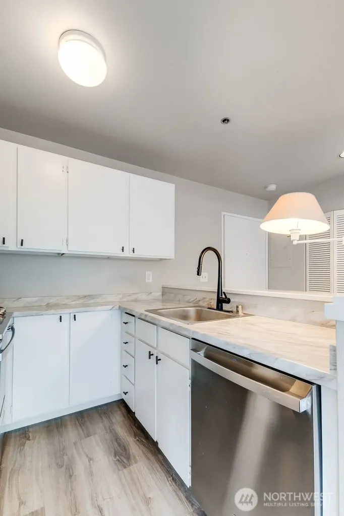 3429 Burke Avenue N Seattle WA 98103