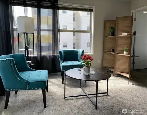 3429 Burke Avenue N Seattle WA 98103