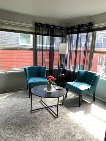 3429 Burke Avenue N Seattle WA 98103