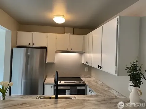 3429 Burke Avenue N Seattle WA 98103