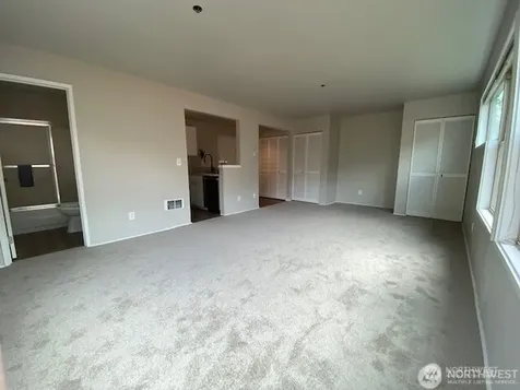 3429 Burke Avenue N Seattle WA 98103