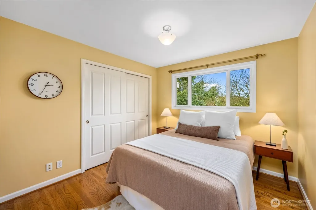 231 105th Avenue SE Bellevue WA 98004