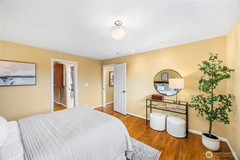 231 105th Avenue SE Bellevue WA 98004