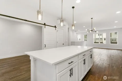 13421 Admiralty Way Lynnwood WA 98087