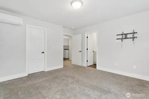 13421 Admiralty Way Lynnwood WA 98087