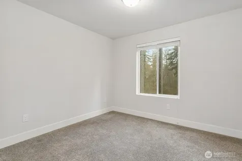 13421 Admiralty Way Lynnwood WA 98087