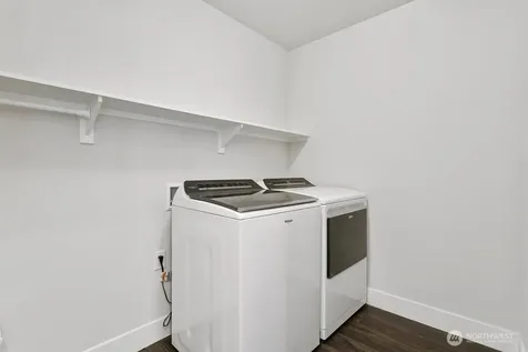 13421 Admiralty Way Lynnwood WA 98087
