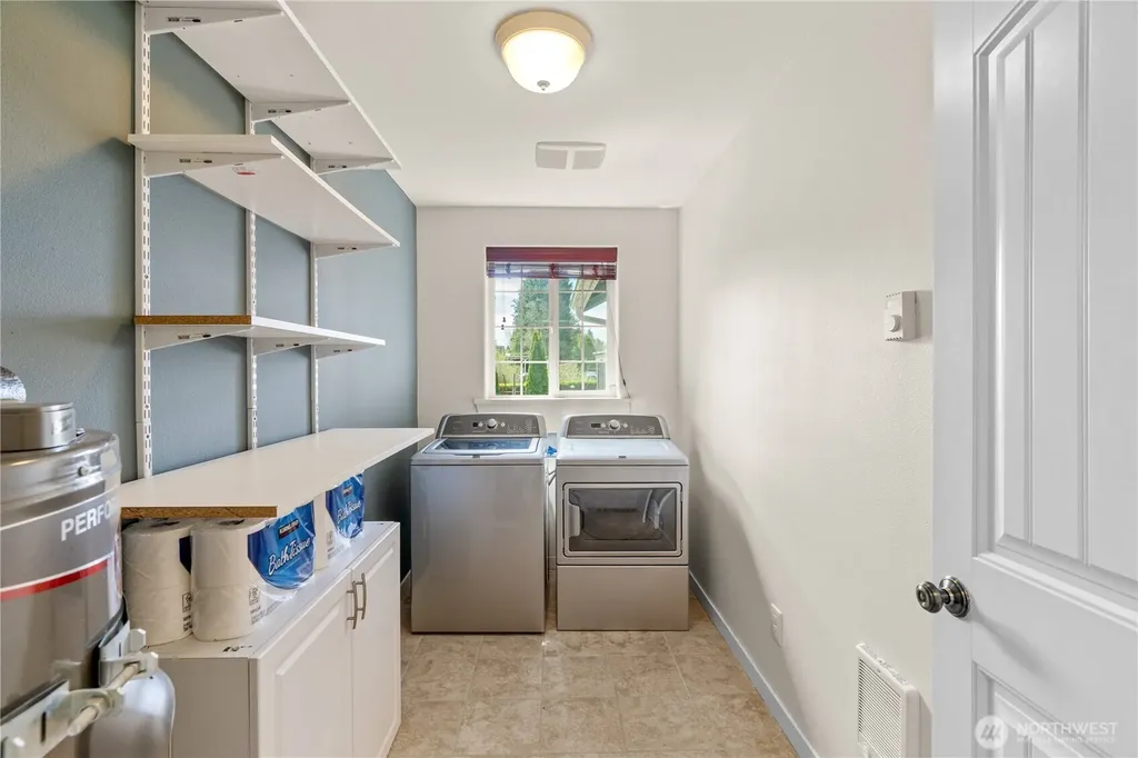 108 Old Hill Road Aberdeen WA 98520