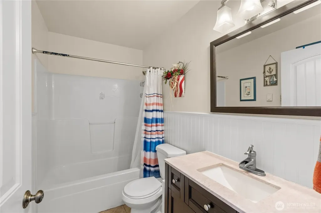 108 Old Hill Road Aberdeen WA 98520