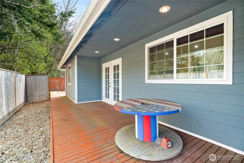 108 Old Hill Road Aberdeen WA 98520