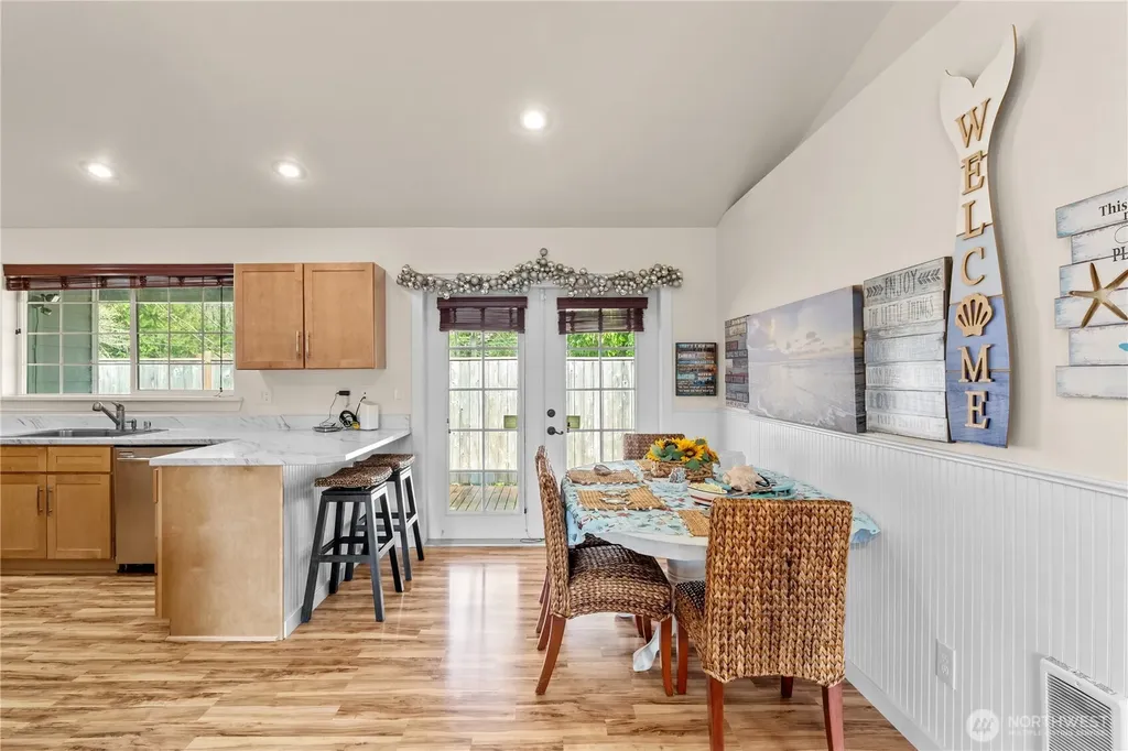 108 Old Hill Road Aberdeen WA 98520