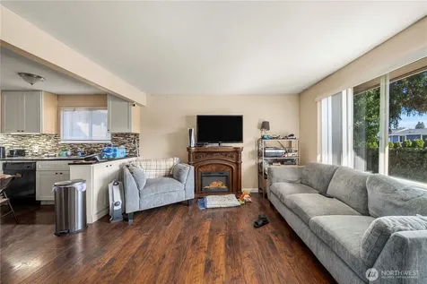 1561 S 35th Street Tacoma WA 98418