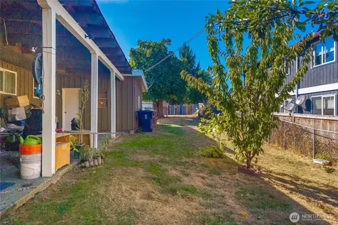 1561 S 35th Street Tacoma WA 98418