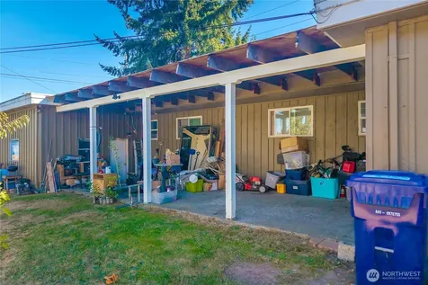 1561 S 35th Street Tacoma WA 98418