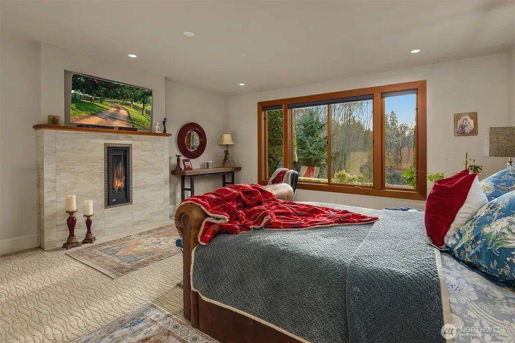 11303 S Dogwood Lane Woodway WA 98020