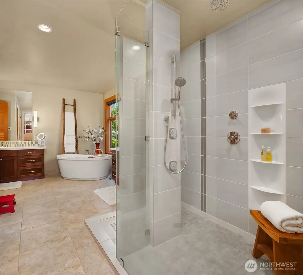 11303 S Dogwood Lane Woodway WA 98020